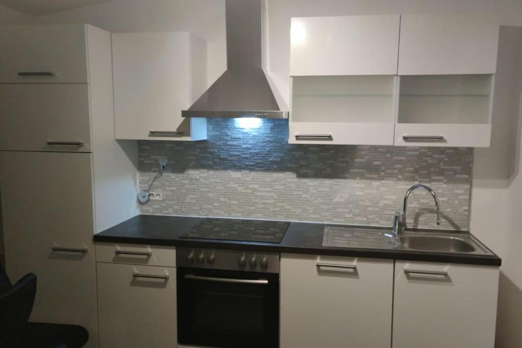 Studio/Huis In Maastricht Te Huur Eksteriør billede